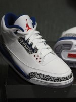 Air Jordan 3 True Blue